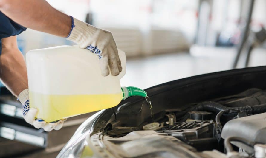 Changement du liquide de direction assistée voiture