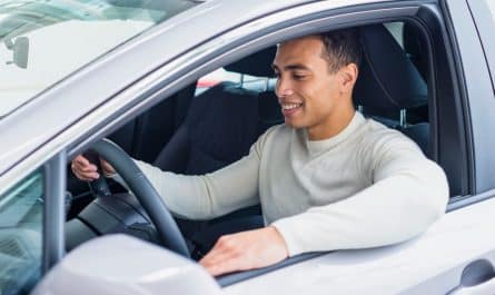 Un jeune conducteur