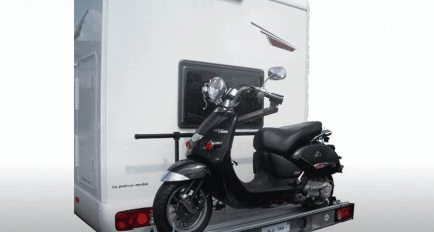 Choisir le bon porte-moto pour un camping-car : guide pratique